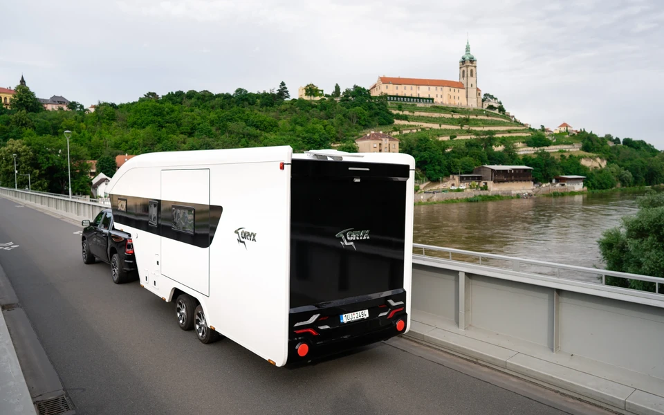 Oryx fifth wheeler — view 3