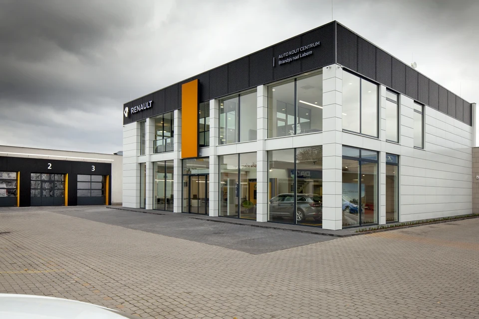 Renault Auto Kout Brandýs nad Labem — hlavní pohled